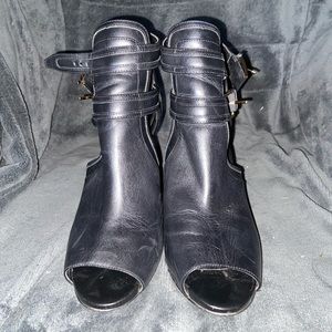 Size 9 Michael Kors booties